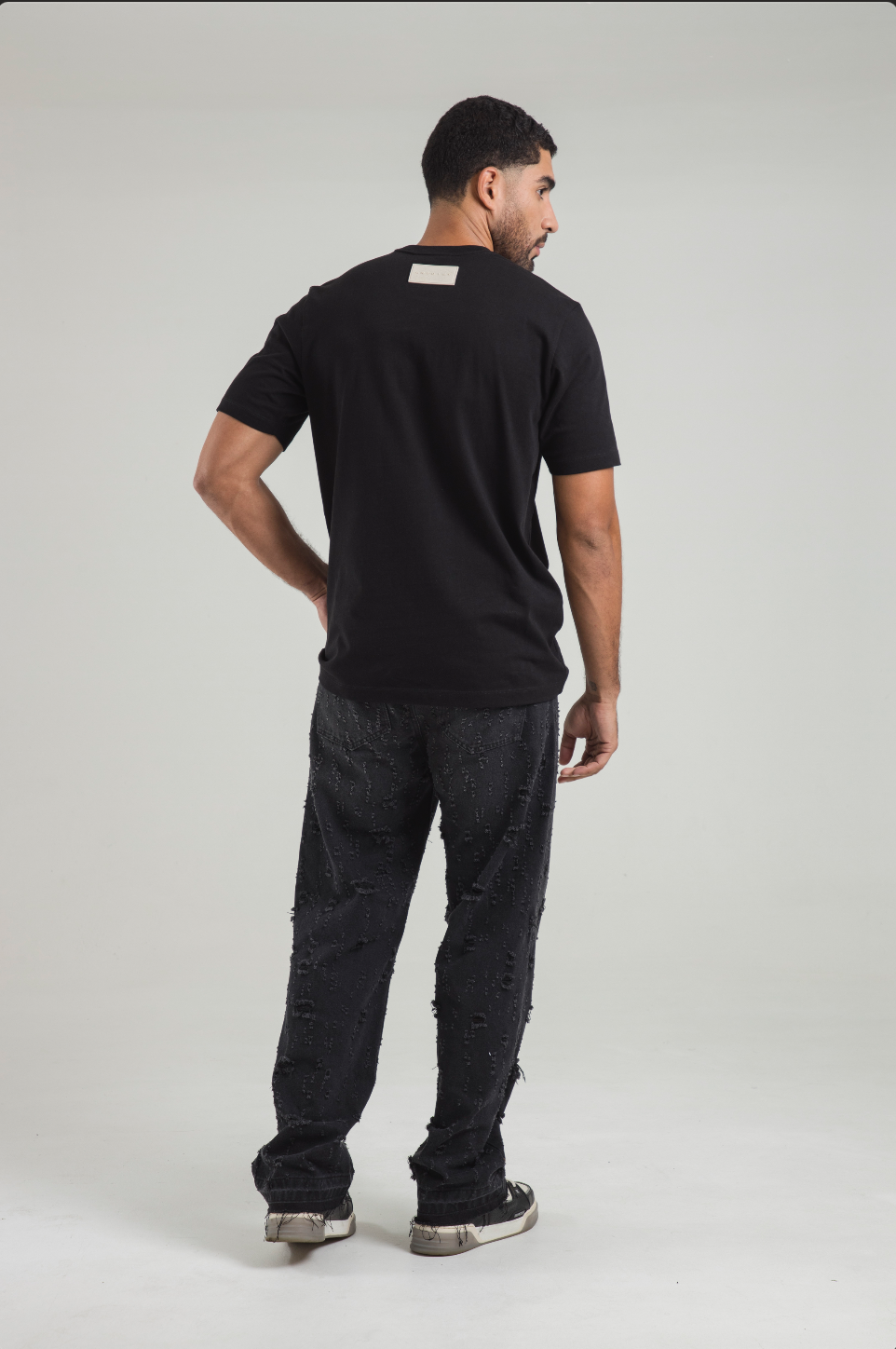 Essence Black Regular Fit T-Shirt