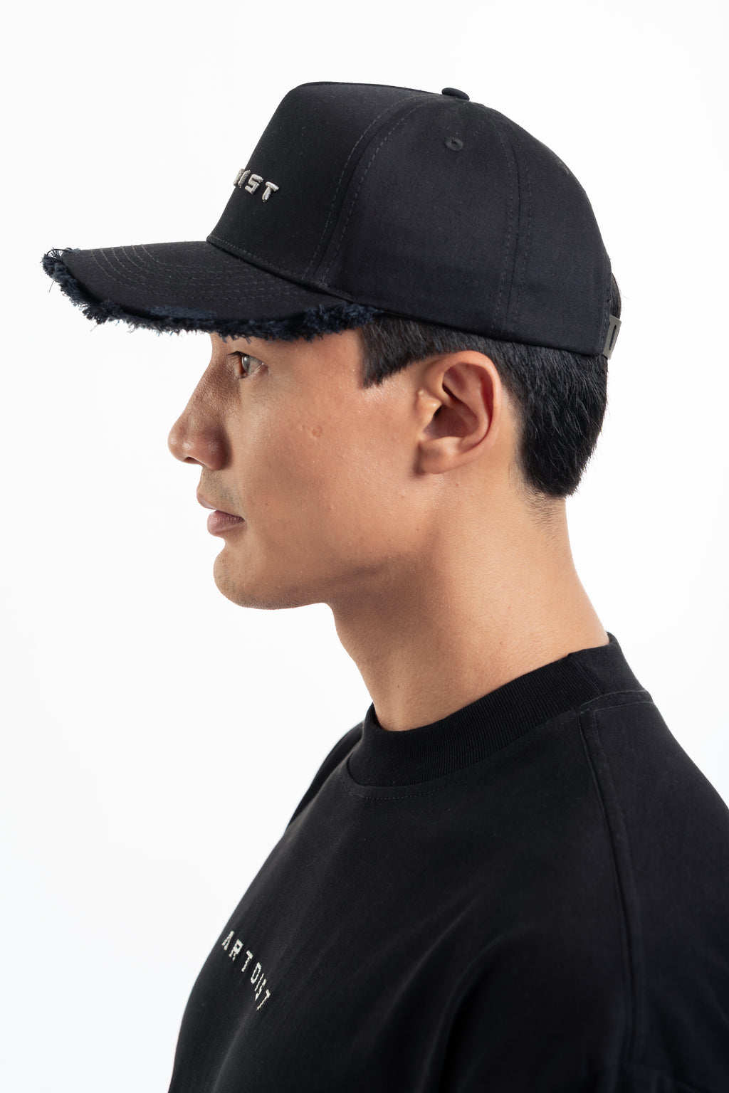 Nomad Black Cap