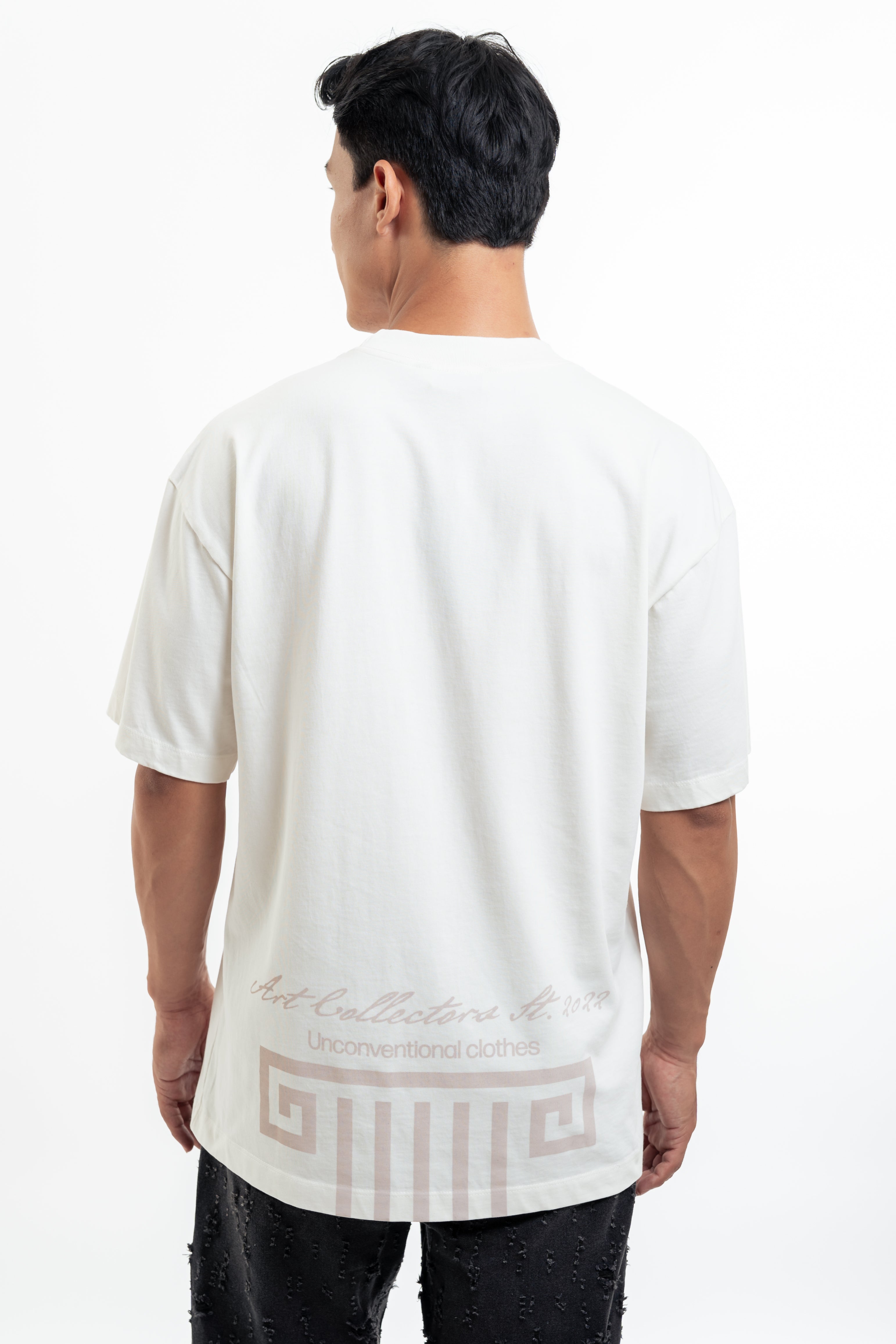 Column Ivory Semioversized Fit T-Shirt